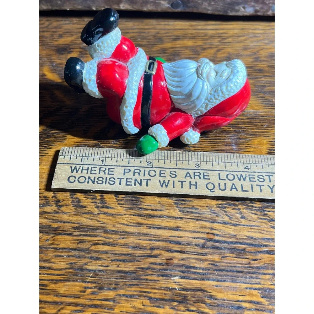Vintage 1985 George Good Santa Claus Figurine Reclining Christmas Decor 3 Inch